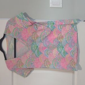 Lilly Pulitzer v neck tee